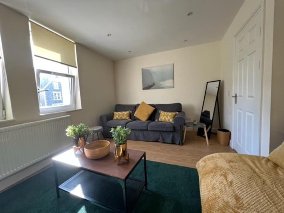 Apartamento Short Term Lets From £15 Per Person Per Night Bristol Exterior foto
